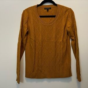 Banana republic scoopneck pullover mustard cable knit sweater, size M
